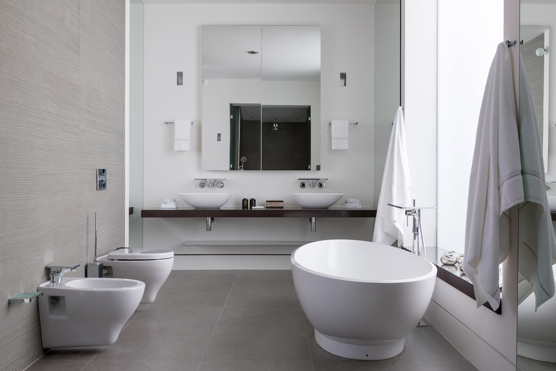TBK Designed White & Grey Bathroom