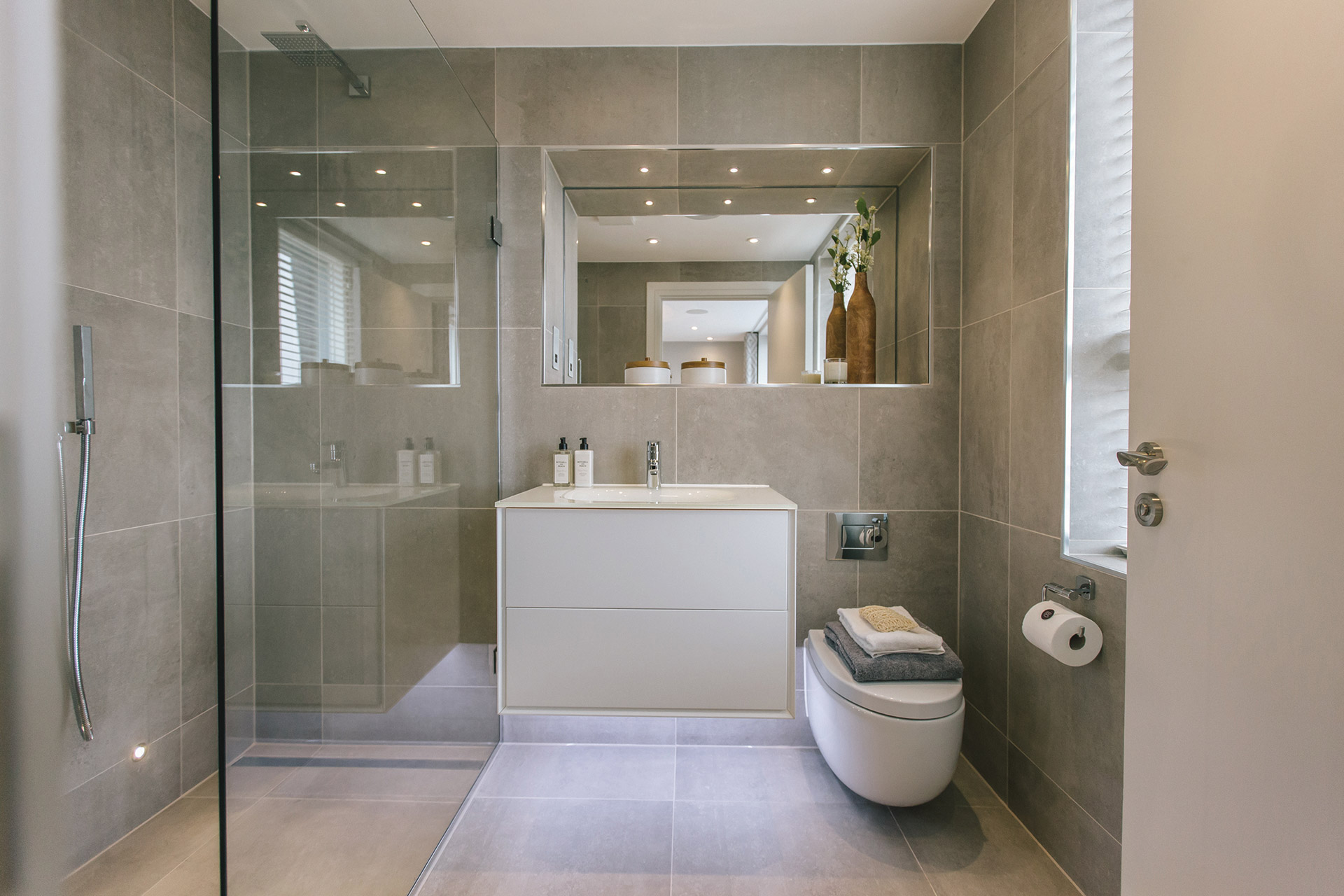 Essex Coast Penthouse Bathroom