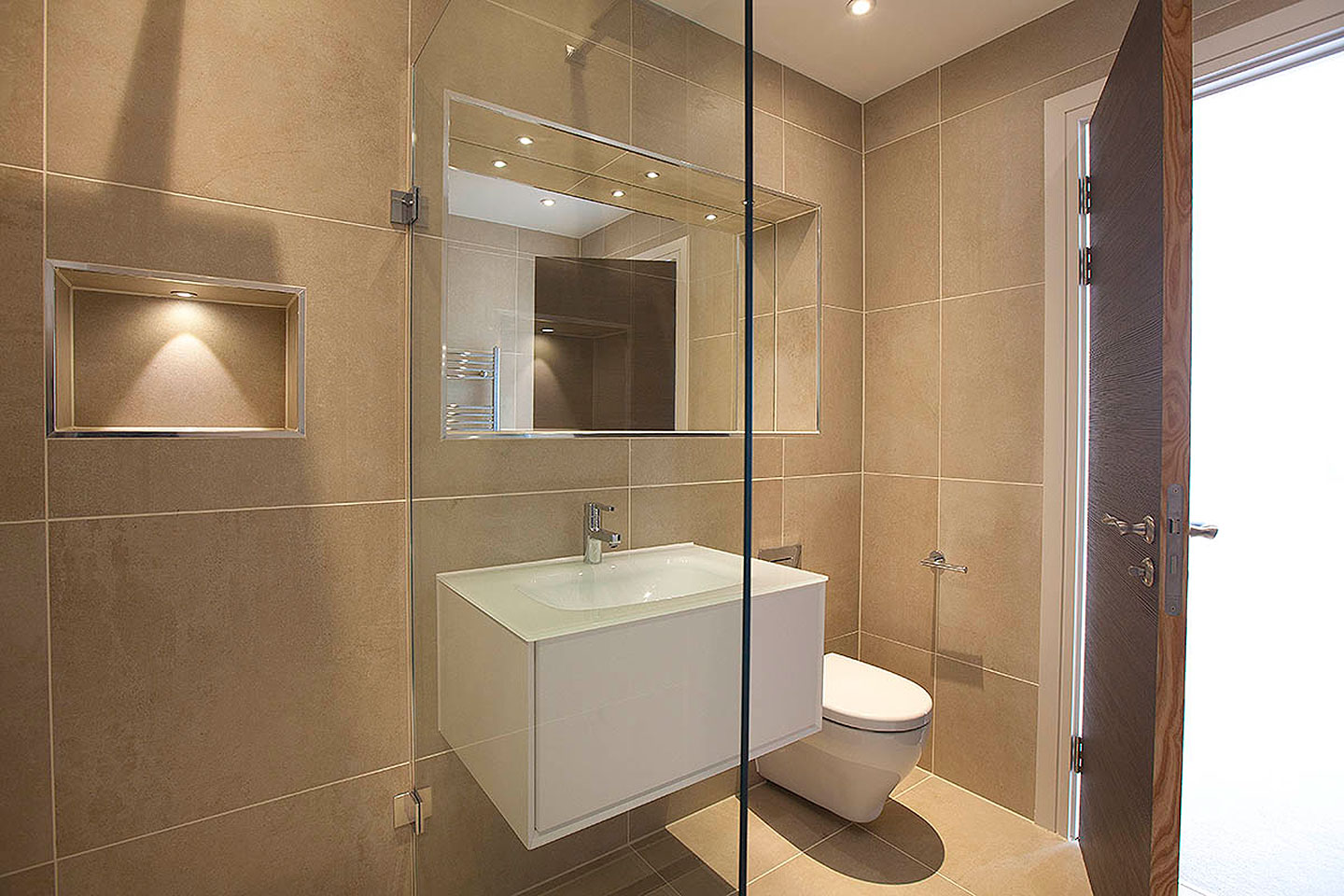 High Specification Bathrooms for South Coast Apartments | TBK Design